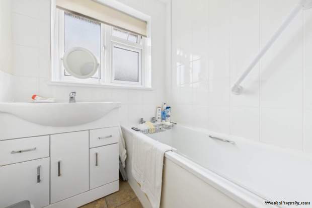 Additional Property Image 3 bedroom House for sale in Hemel Hempstead 19