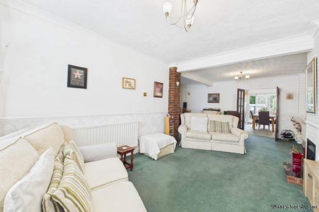 Additional Property Image 3 bedroom House for sale in Hemel Hempstead 3