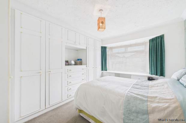 Additional Property Image 3 bedroom House for sale in Hemel Hempstead 16