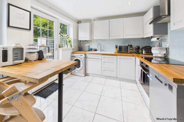 Additional Property Image 3 bedroom End of Terrace for sale in Hemel Hempstead 5