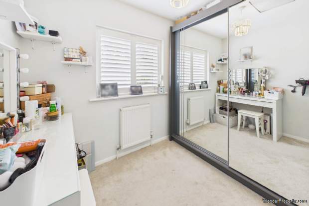 Additional Property Image 3 bedroom End of Terrace for sale in Hemel Hempstead 17