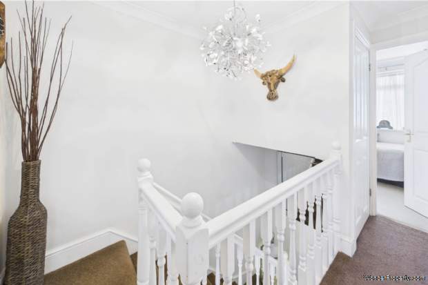 Additional Property Image 3 bedroom House for sale in Hemel Hempstead 10