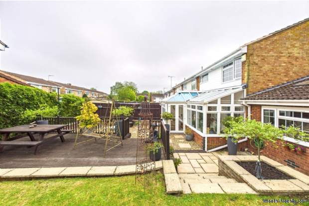 Additional Property Image 3 bedroom House for sale in Hemel Hempstead 8