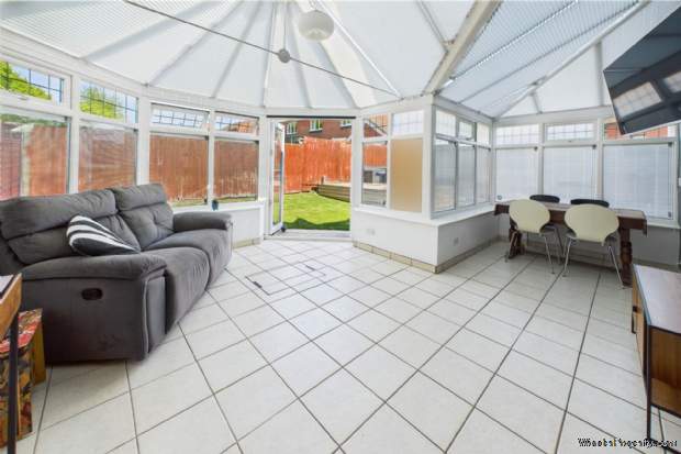 Additional Property Image 3 bedroom Semi Detached for sale in Hemel Hempstead 5