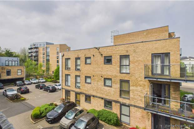 Additional Property Image 1 bedroom Apartment for sale in Hemel Hempstead 14