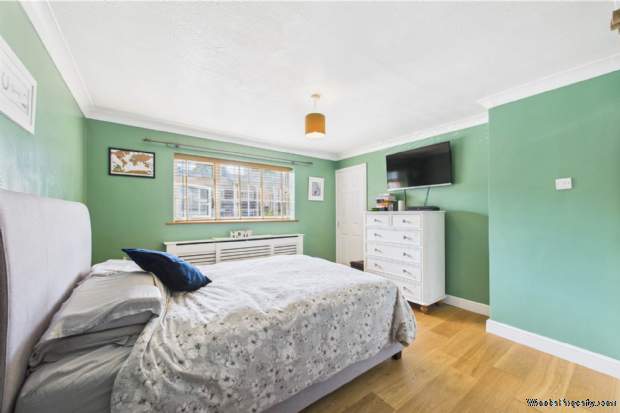 Additional Property Image 3 bedroom House for sale in Hemel Hempstead 17