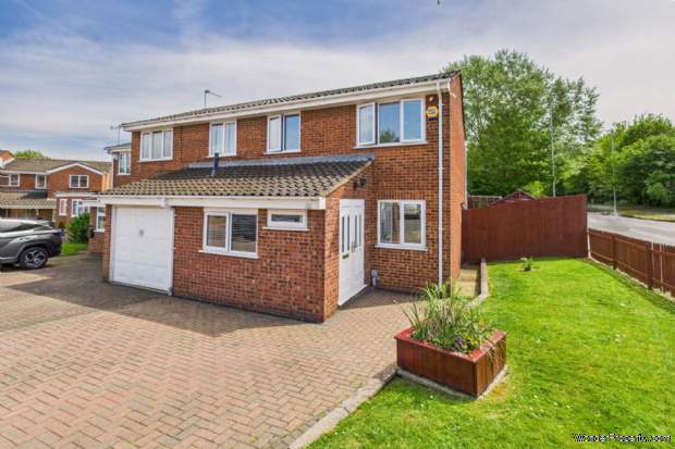 Additional Property Image 4 bedroom End of Terrace for sale in Hemel Hempstead 16