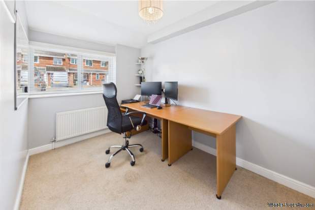 Additional Property Image 4 bedroom End of Terrace for sale in Hemel Hempstead 11