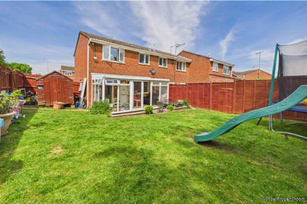 Additional Property Image 4 bedroom End of Terrace for sale in Hemel Hempstead 5