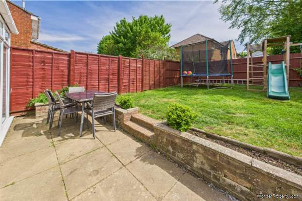Additional Property Image 4 bedroom End of Terrace for sale in Hemel Hempstead 6