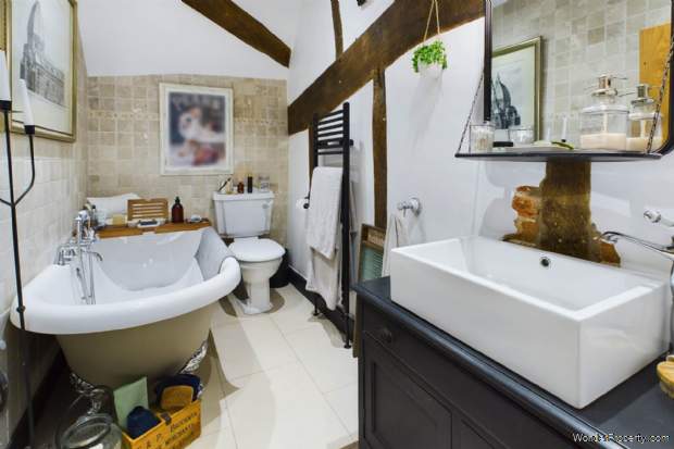 Additional Property Image 4 bedroom Detached for sale in Hemel Hempstead 15