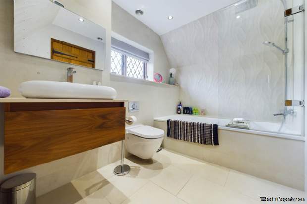 Additional Property Image 4 bedroom Detached for sale in Hemel Hempstead 18