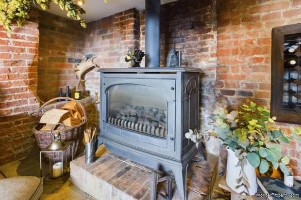 Additional Property Image 4 bedroom Detached for sale in Hemel Hempstead 14