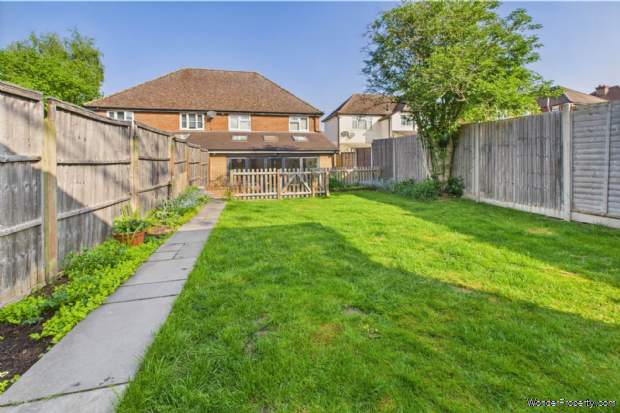 Additional Property Image 3 bedroom Semi Detached for sale in Hemel Hempstead 8