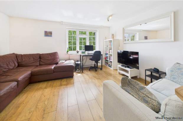 Additional Property Image 1 bedroom Maisonette for sale in Hemel Hempstead 2