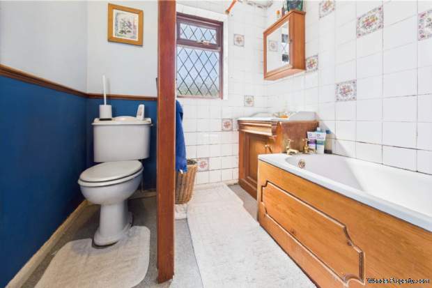 Additional Property Image 3 bedroom Terraced for sale in Watford 12
