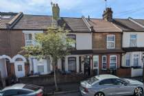 3 bedroom Terraced for sale in Watford