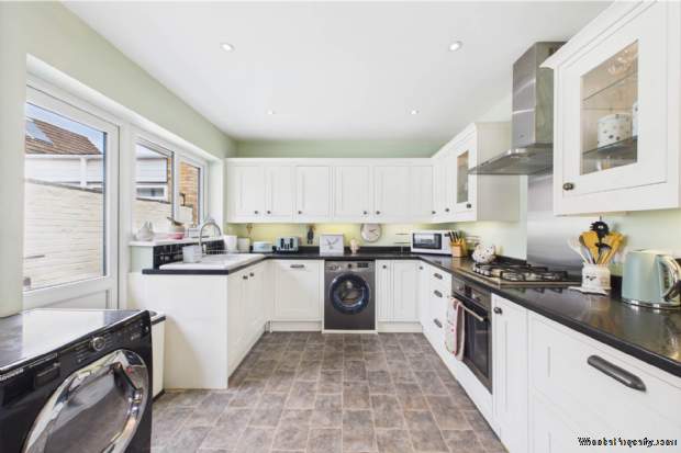 Additional Property Image 4 bedroom House for sale in Hemel Hempstead 5