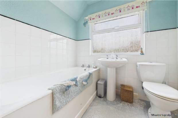 Additional Property Image 4 bedroom House for sale in Hemel Hempstead 9