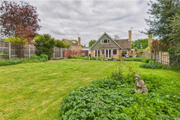 Additional Property Image 4 bedroom House for sale in Hemel Hempstead 11