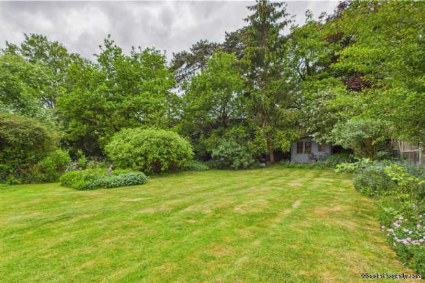 Additional Property Image 4 bedroom House for sale in Hemel Hempstead 7