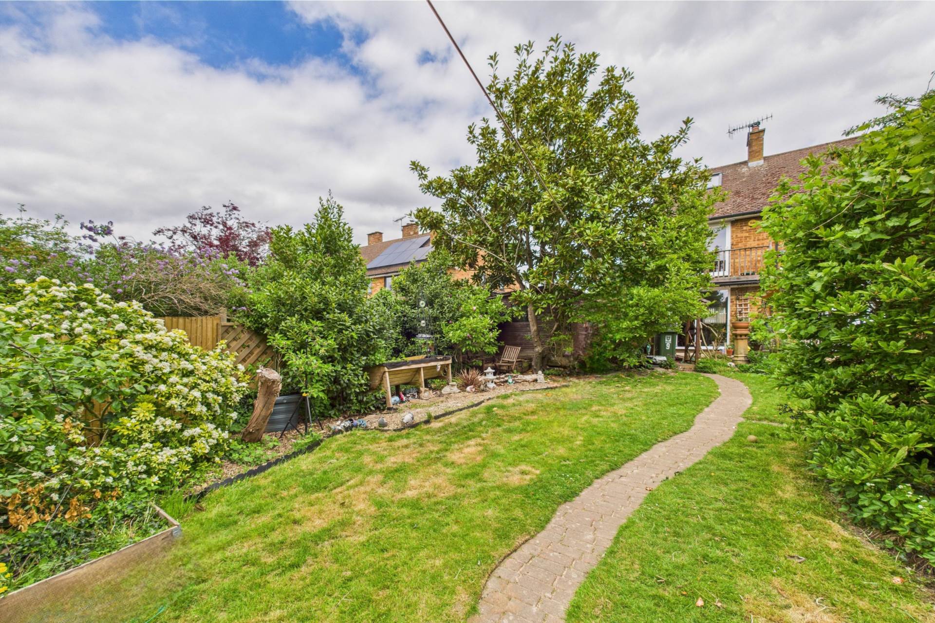 Additional Property Image 3 bedroom Semi Detached for sale in Hemel Hempstead 8