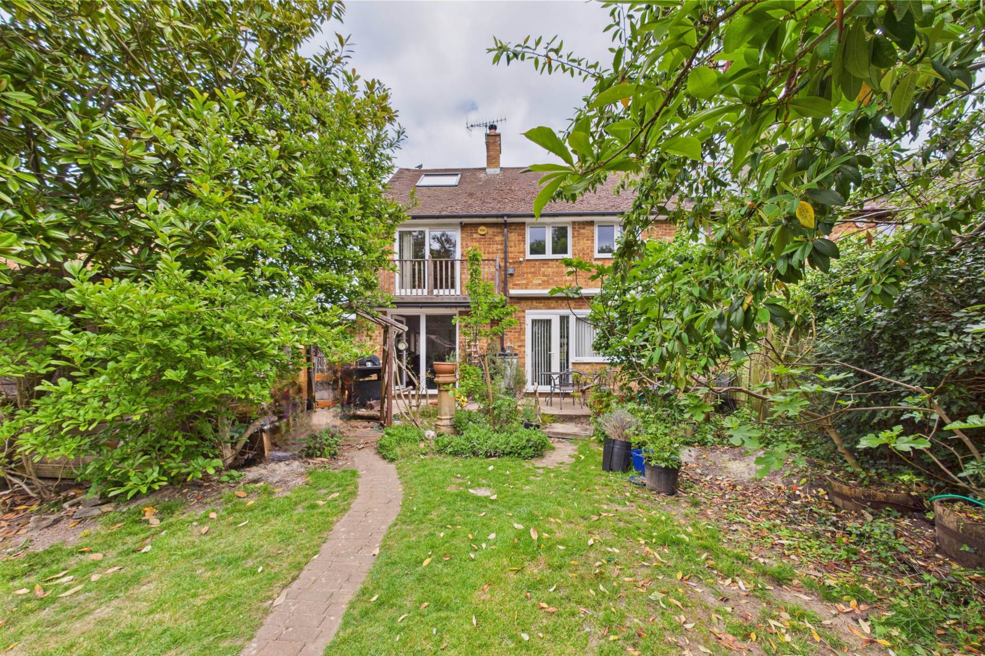Additional Property Image 3 bedroom Semi Detached for sale in Hemel Hempstead 10