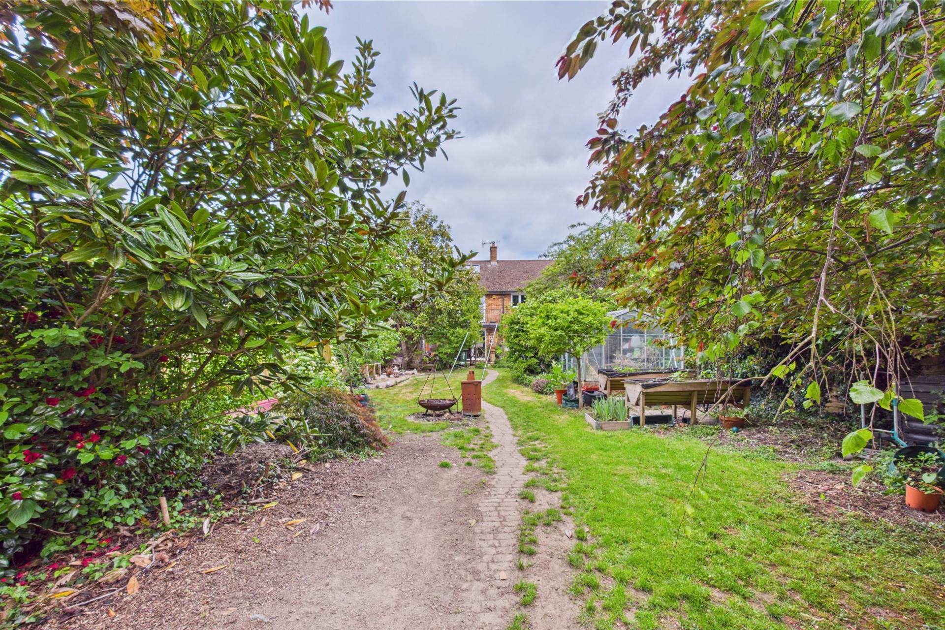 Additional Property Image 3 bedroom Semi Detached for sale in Hemel Hempstead 11