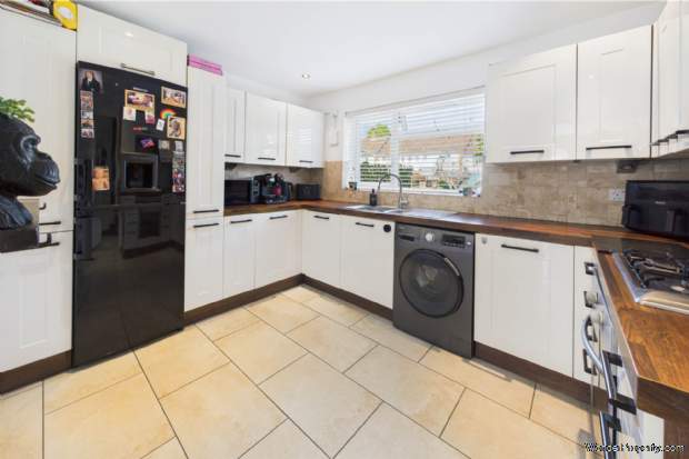 Additional Property Image 2 bedroom House for sale in Hemel Hempstead 19