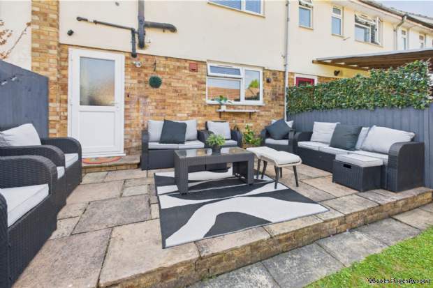 Additional Property Image 2 bedroom House for sale in Hemel Hempstead 5