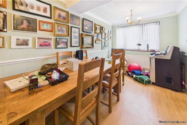 Additional Property Image 3 bedroom Semi Detached for sale in Hemel Hempstead 16