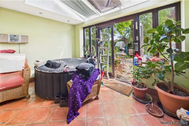 Additional Property Image 3 bedroom Semi Detached for sale in Hemel Hempstead 9