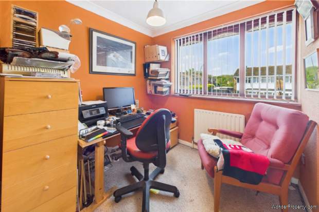 Additional Property Image 3 bedroom Semi Detached for sale in Hemel Hempstead 12