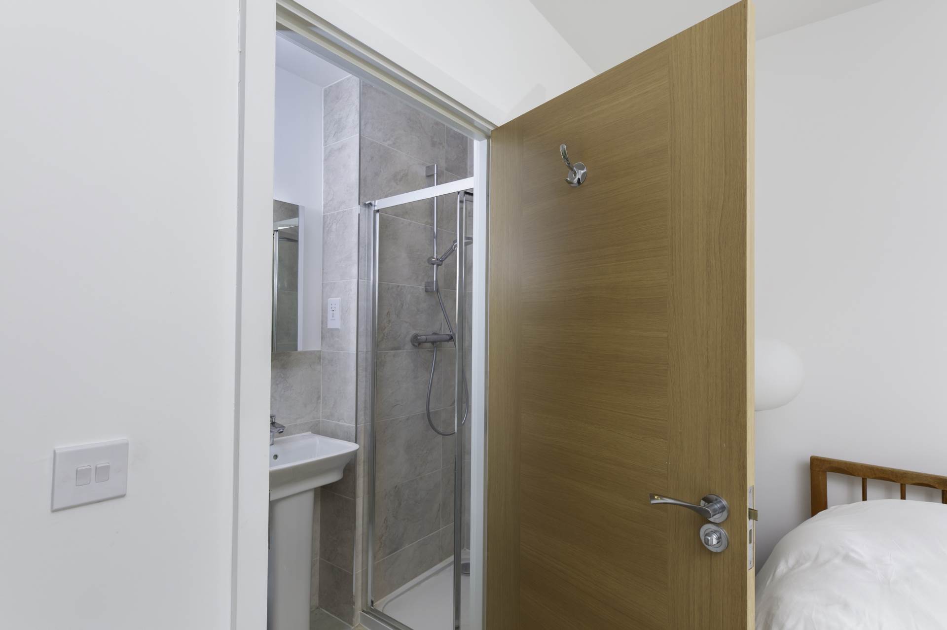 Additional Property Image 4 bedroom Detached for sale in Bath 9