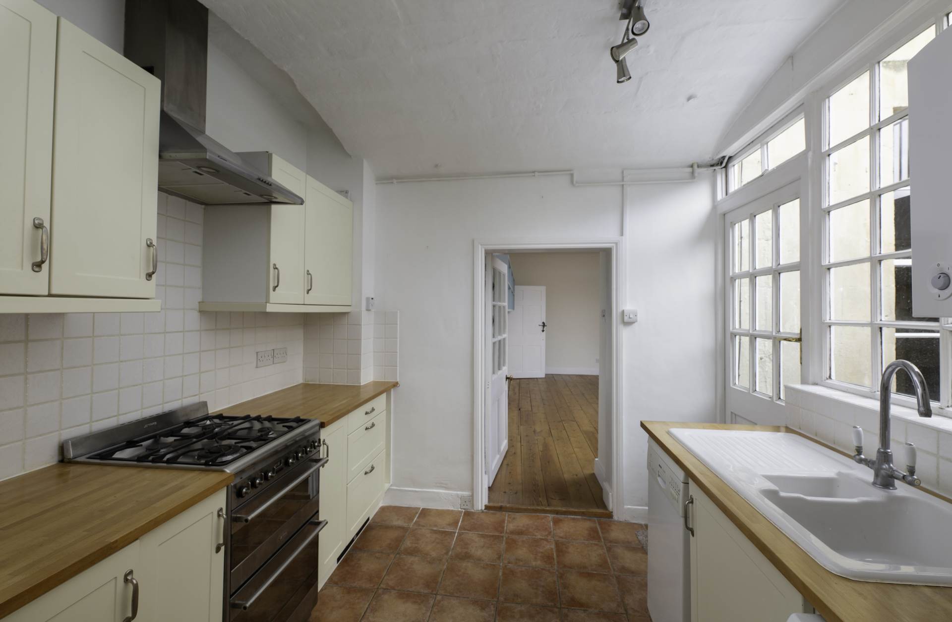 Additional Property Image 1 bedroom Flat for sale in Bath 13
