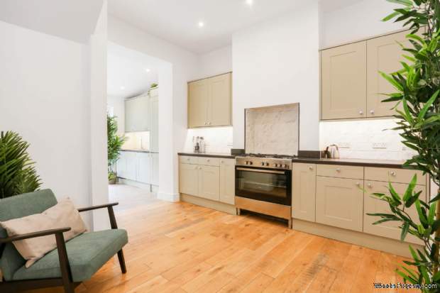 Additional Property Image 4 bedroom Terraced for sale in London 19