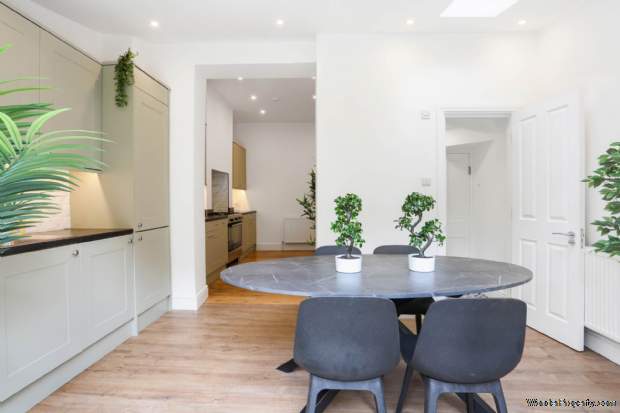 Additional Property Image 4 bedroom Terraced for sale in London 7