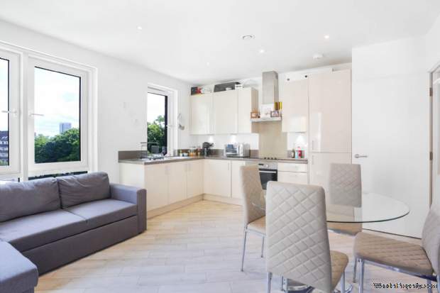Additional Property Image 1 bedroom Flat for sale in London 2