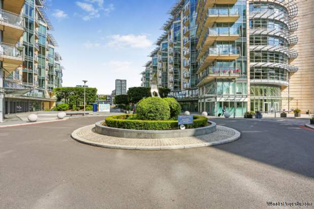 Additional Property Image 1 bedroom Flat for sale in London 14