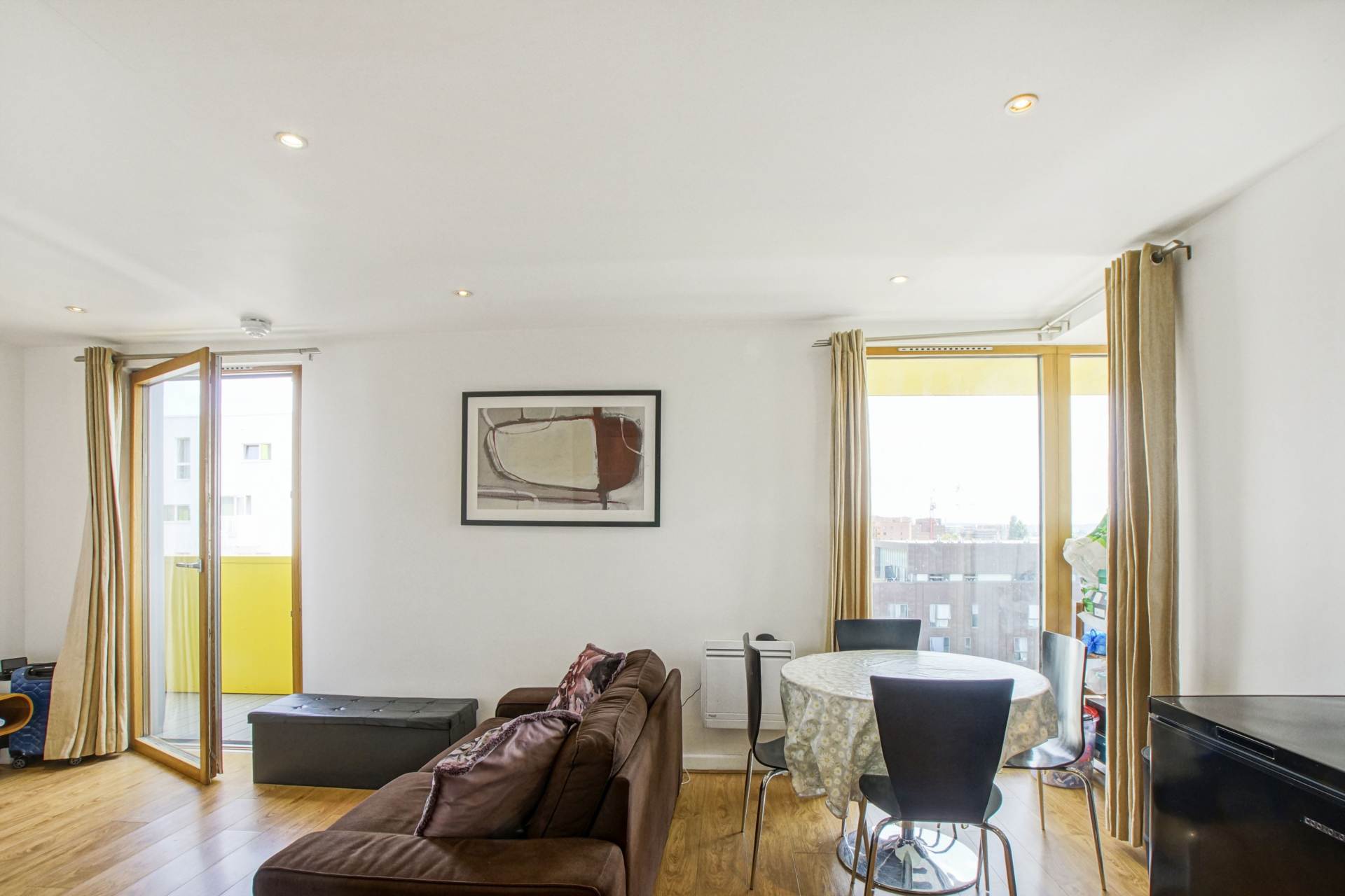 Additional Property Image 1 bedroom Apartment for sale in Barking 2