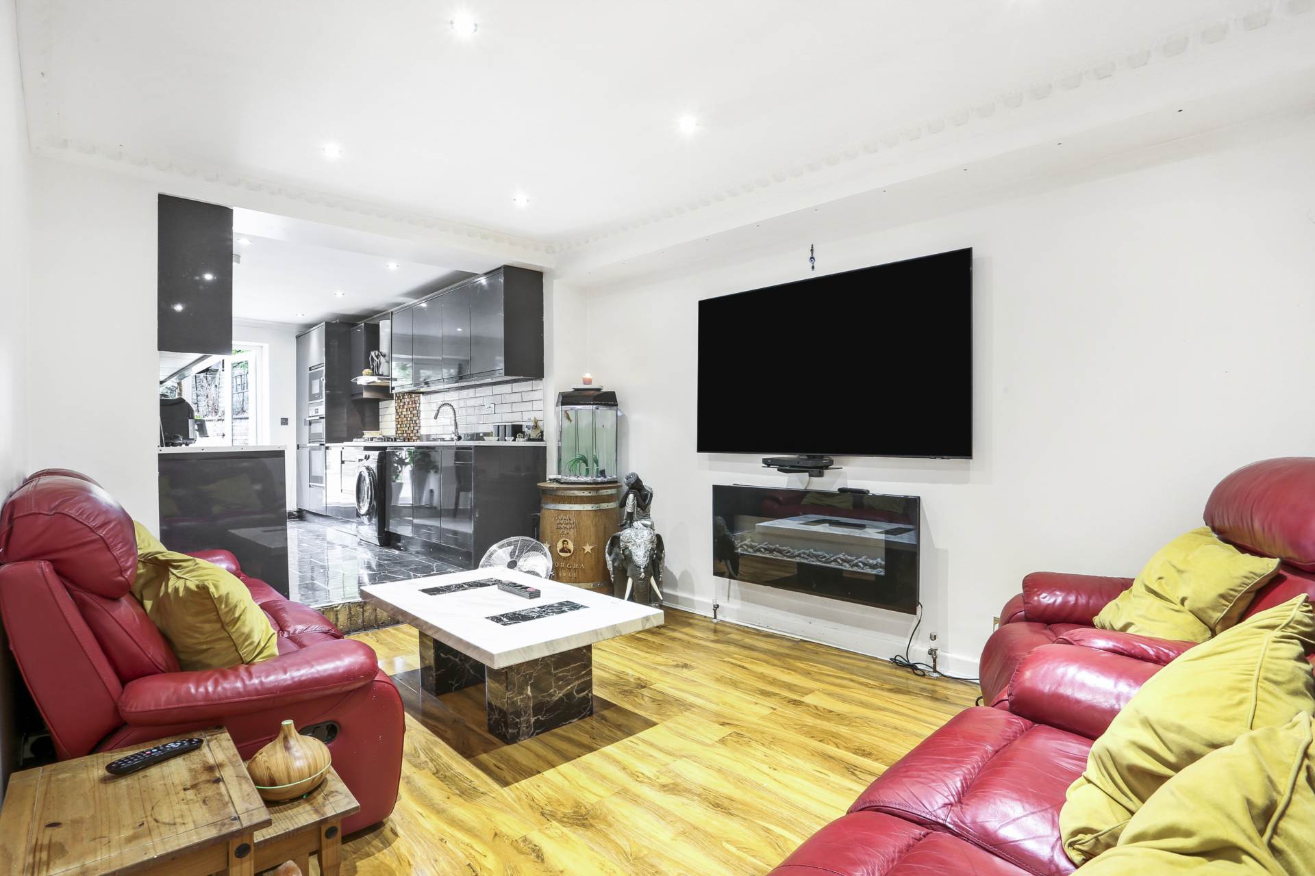 Additional Property Image 5 bedroom House for sale in London 3