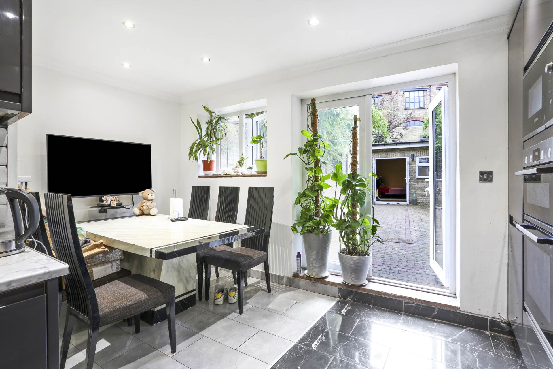 Additional Property Image 5 bedroom House for sale in London 7