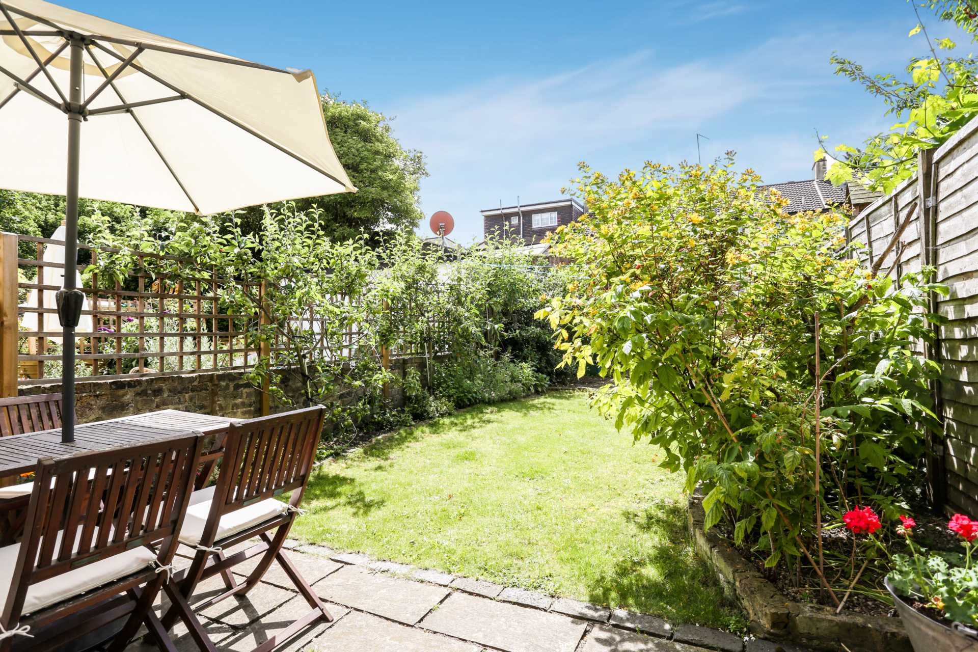 Additional Property Image 4 bedroom House for sale in London 9