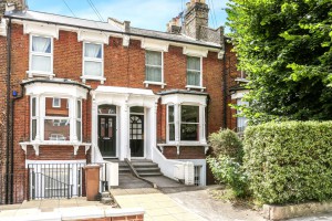 4 bedroom House for sale in London