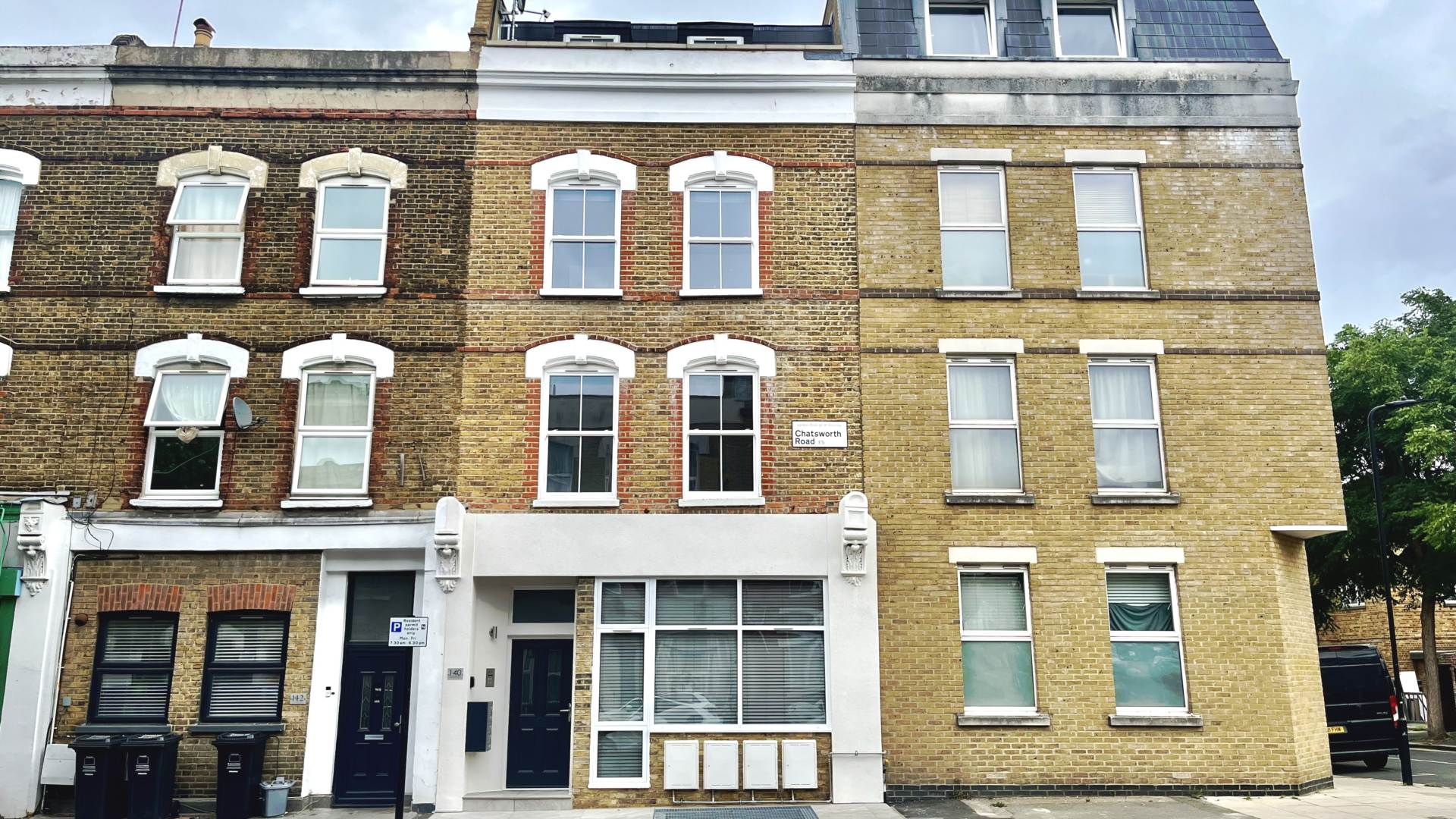 2 bedroom Apartment to rent in London