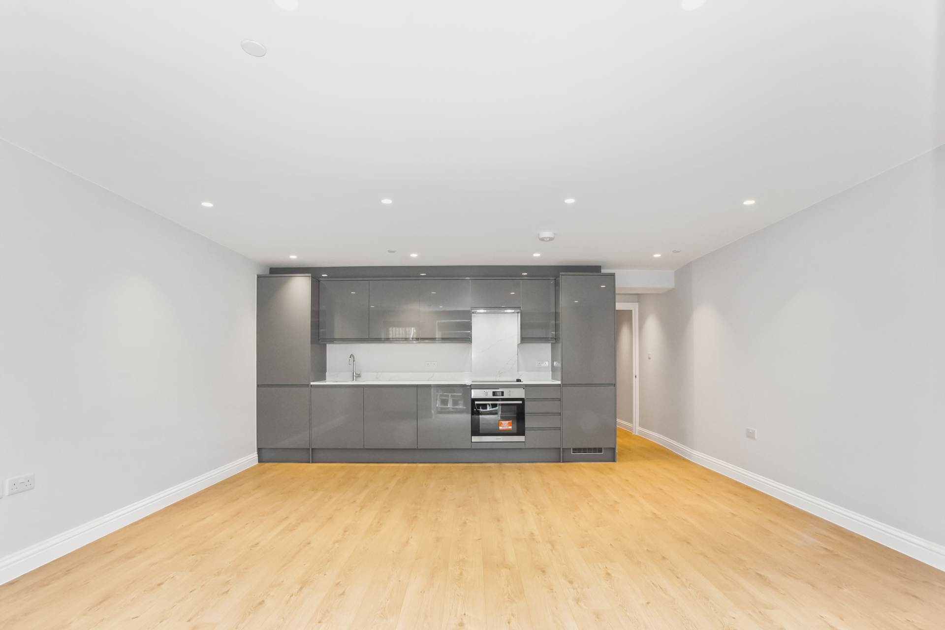 Additional Property Image 2 bedroom Apartment to rent in London 9