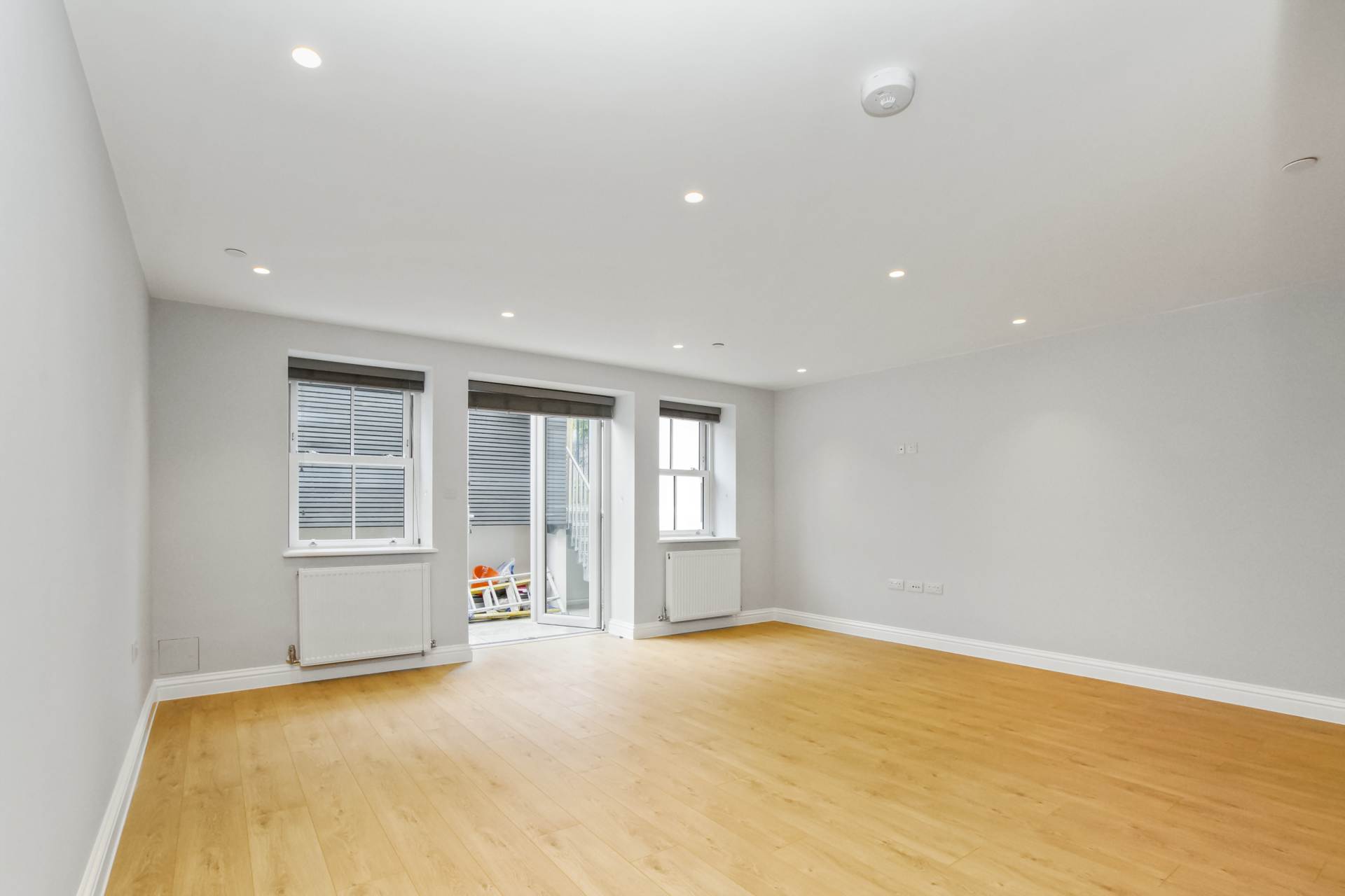 Additional Property Image 2 bedroom Apartment to rent in London 11