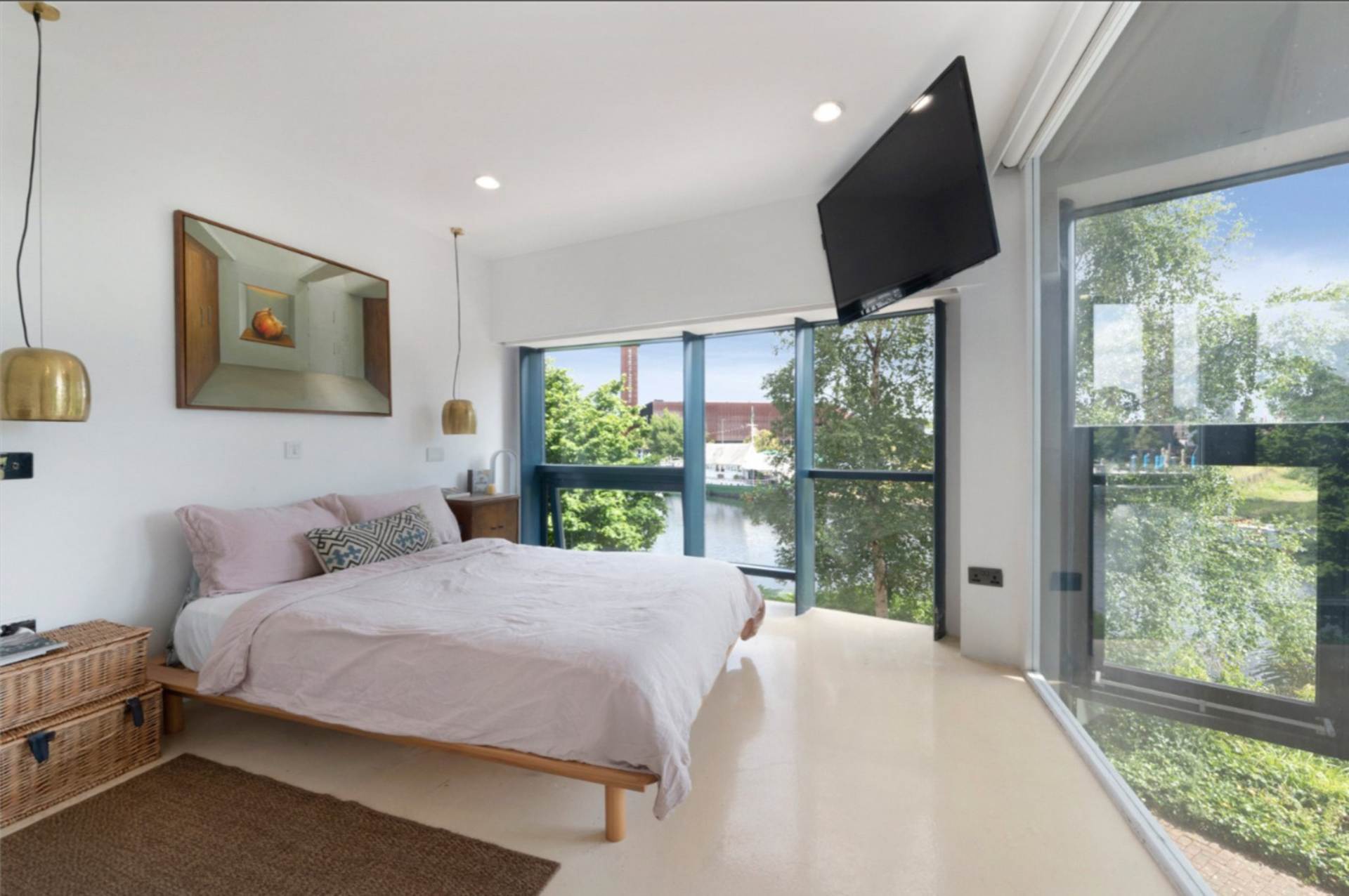 Additional Property Image 3 bedroom Duplex for sale in London 9