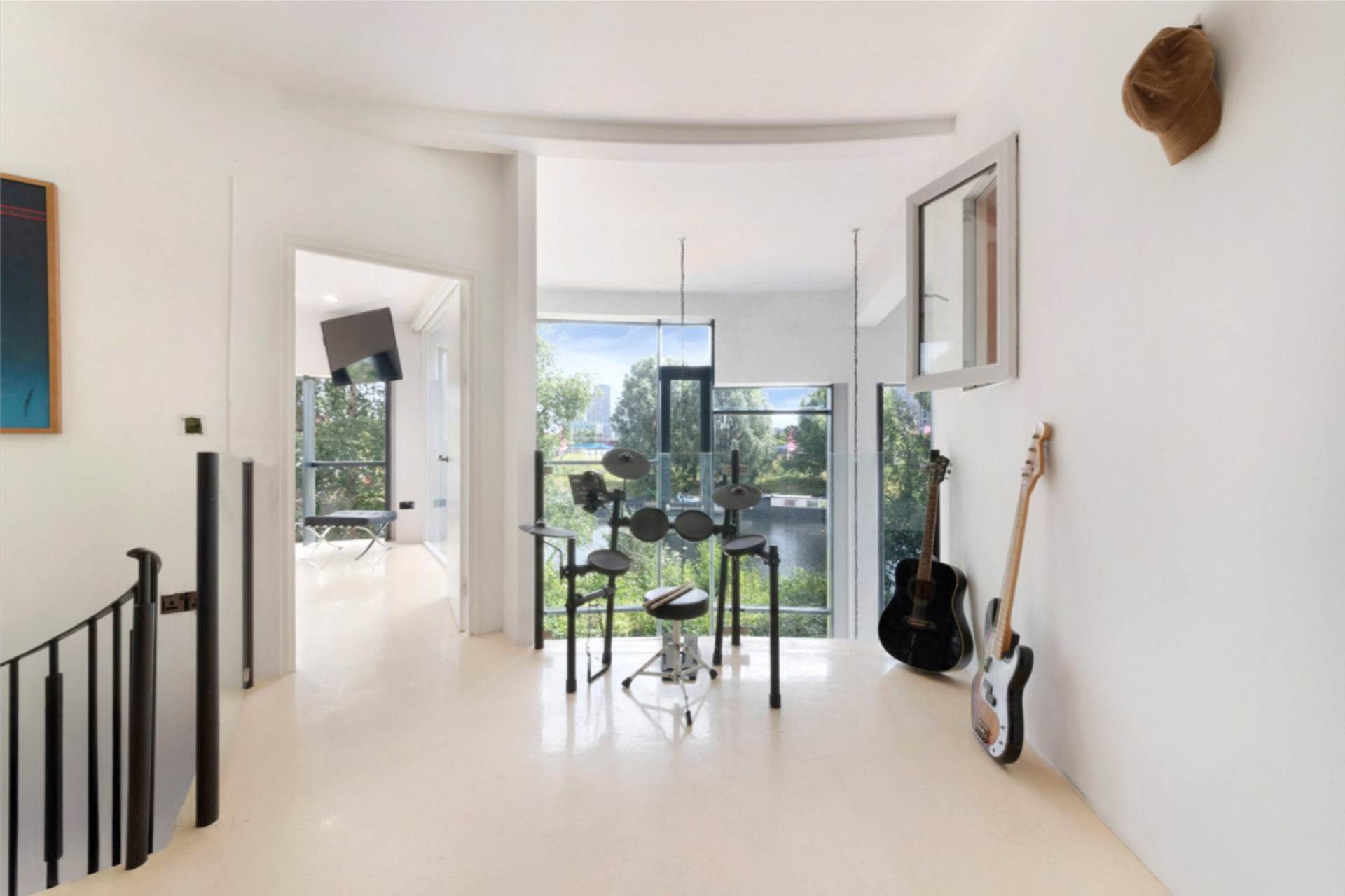 Additional Property Image 3 bedroom Duplex for sale in London 11