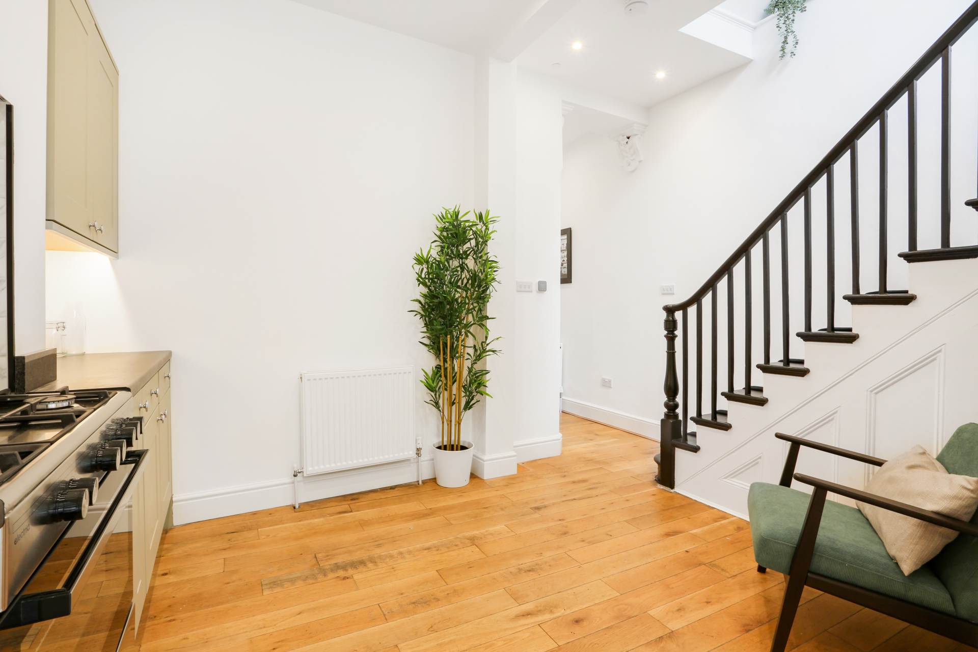 Additional Property Image 4 bedroom House to rent in London 33